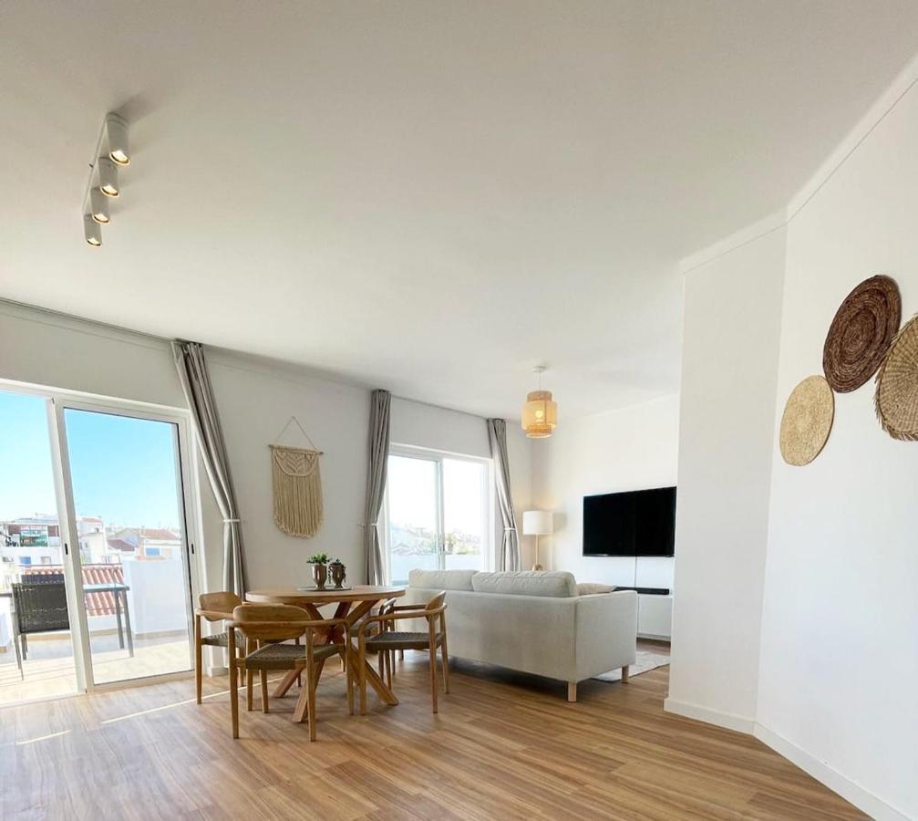 Sun Waves Beach Apartment Portimão Exterior photo